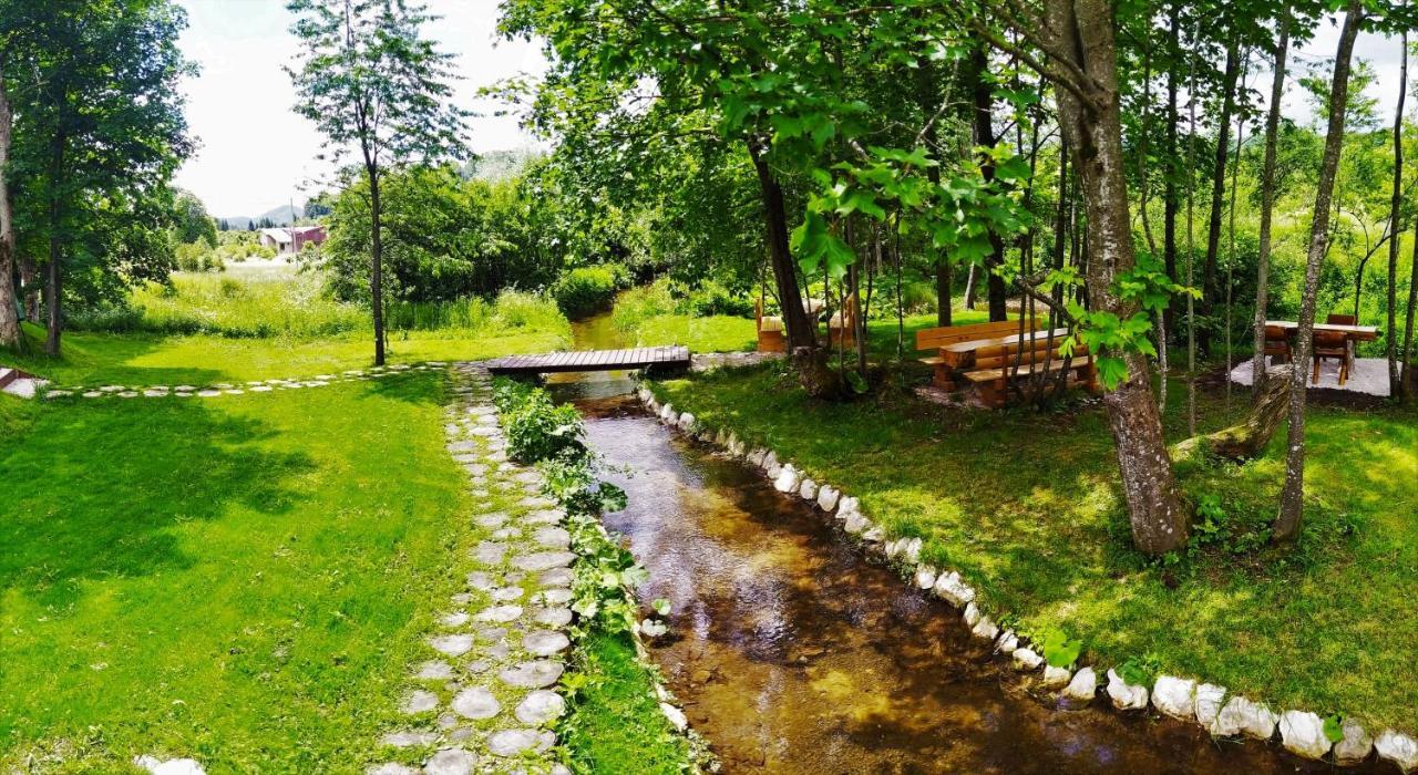 Готель Plitvice Streaming Prijeboj Екстер'єр фото